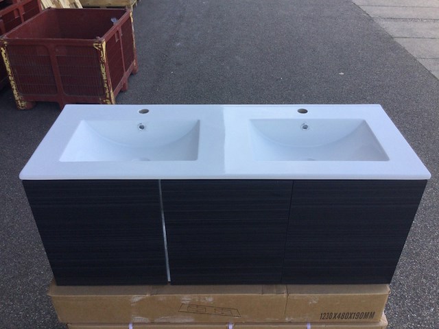 Badmeubel 3- deurs met wastafel, zwart/wit - afbeelding 2 van  4