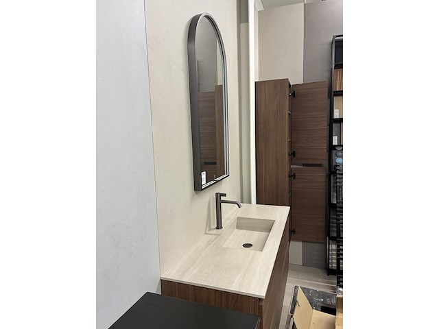 Badmeubel, breedte 120 cm, incl. spiegel met verlichting en wandkast, afm. kast 35 x 37 x 170 cm. - afbeelding 6 van  6