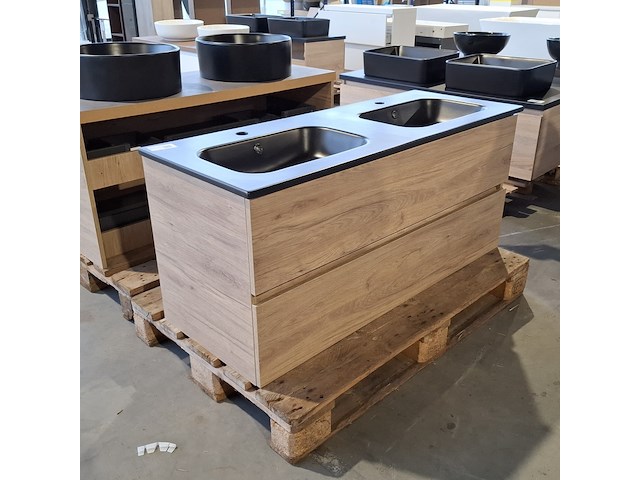 Badmeubel, eiken - afbeelding 1 van  8