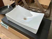 Badmeubel met wastafel - afbeelding 2 van  2