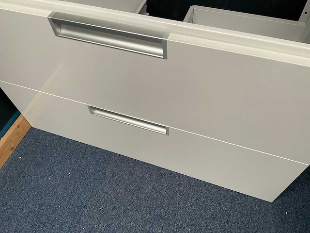 Badmeubel onderkast glans wit softclose - afbeelding 2 van  2