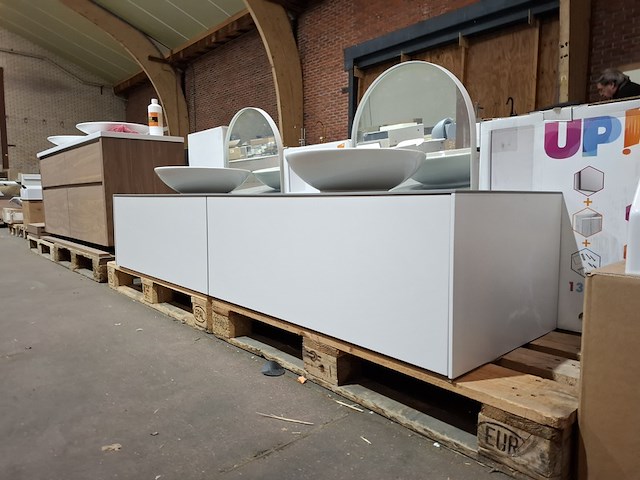 Badmeubel villeroy & boch, mat wit - afbeelding 11 van  18