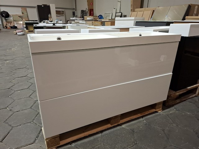 Badmeubel, wit - afbeelding 1 van  8