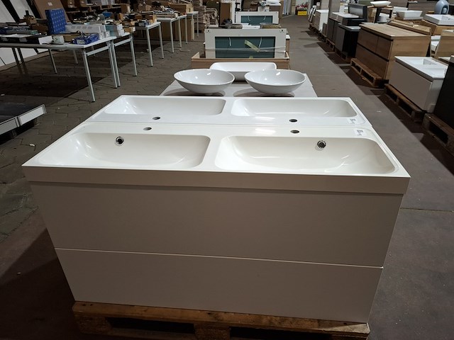 Badmeubel wit - afbeelding 1 van  7