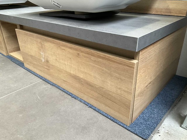 Badmeubelset met led verlichting - afbeelding 7 van  9