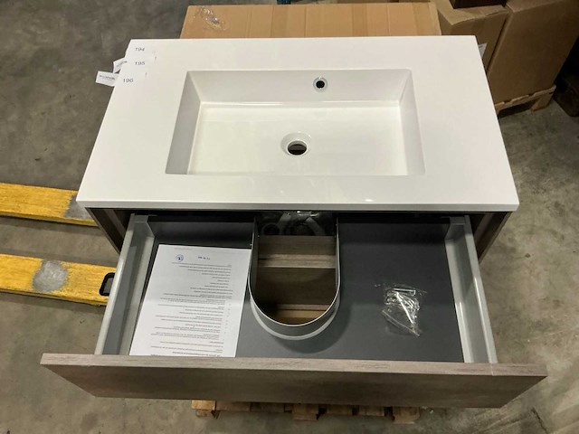 Badmeubelset - afbeelding 3 van  3