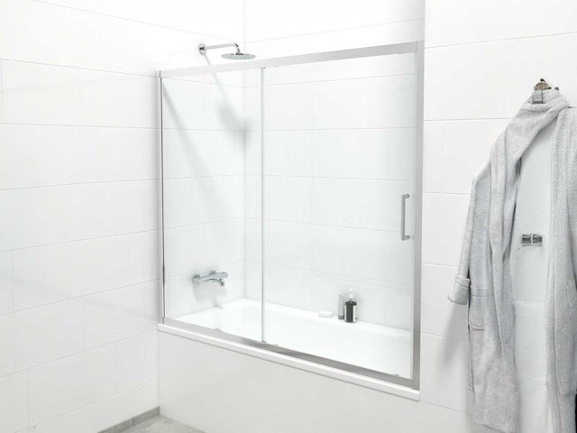 Badwand 2 delige schuifdeur 170x150cm - afbeelding 1 van  2