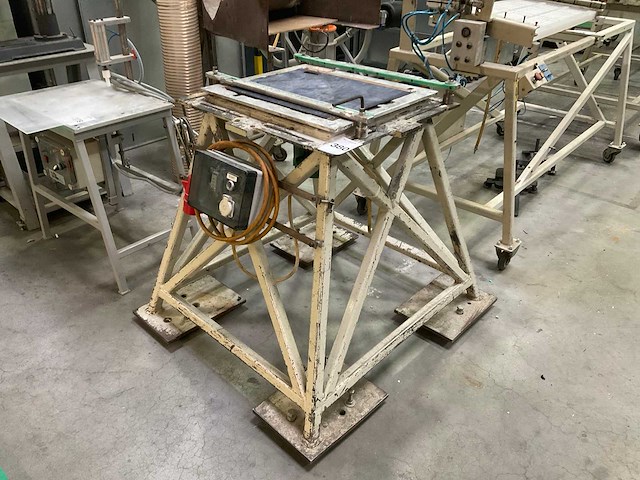 Baeten triltafel - afbeelding 1 van  11