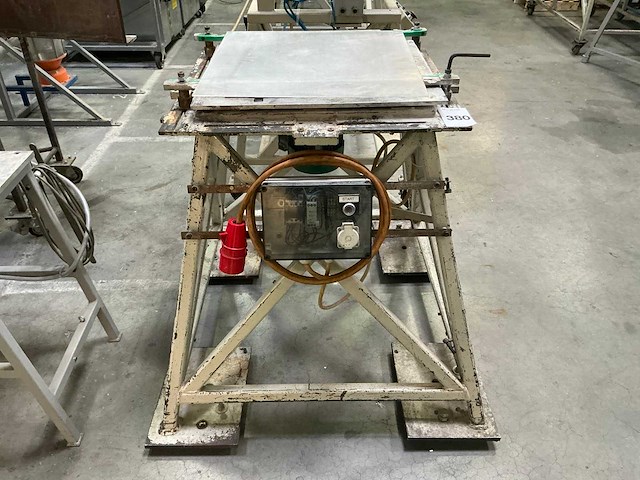 Baeten triltafel - afbeelding 6 van  11