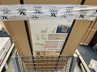 Bagageluik en diverse horren in kar - afbeelding 4 van  7