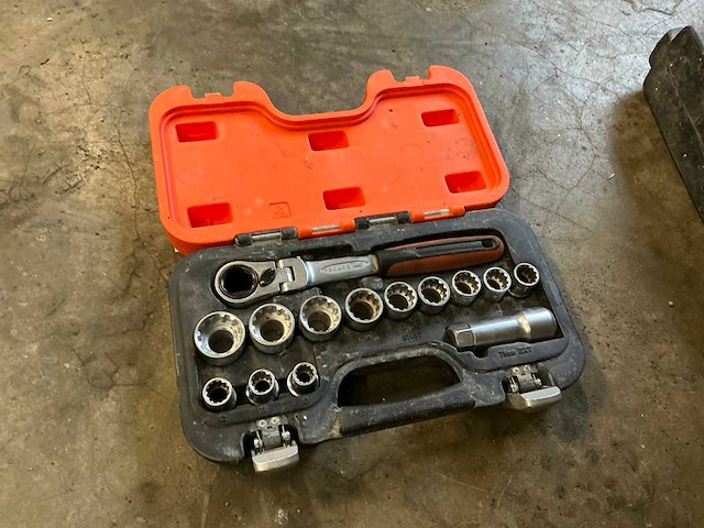 Bahco doppenset - afbeelding 1 van  2