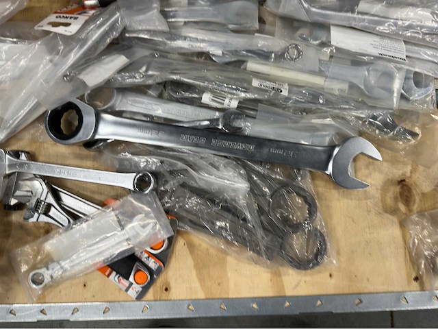 Bahco / roebuck - partij (ratel)steek-/ringsleutels & verstelbare sleutels - afbeelding 9 van  9