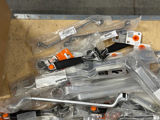 Bahco / roebuck - partij (ratel)steek-/ringsleutels & verstelbare sleutels - afbeelding 5 van  9