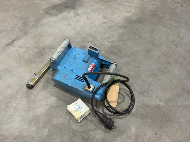 Baier mf 63 n muurfrees - afbeelding 1 van  5