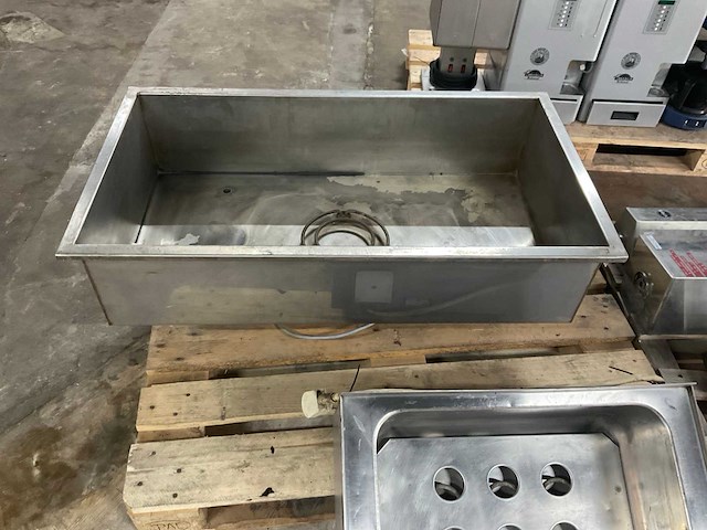 Bain-marie & wastafel - afbeelding 3 van  8