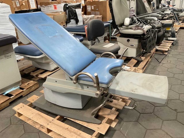 Baisch medi select 2 onderzoekstoel - afbeelding 6 van  8