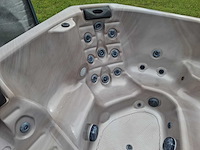 Baja 6 persoons jacuzzi en buitenspa - afbeelding 16 van  35
