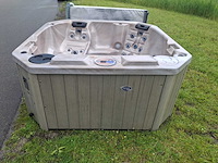 Baja 6 persoons jacuzzi en buitenspa - afbeelding 12 van  35