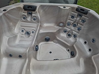 Baja 6 persoons jacuzzi en buitenspa - afbeelding 31 van  35