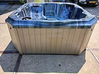 Baja spas 6 persoons jacuzzi en buitenspa - afbeelding 8 van  37