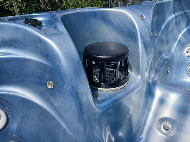 Baja spas 6 persoons jacuzzi en buitenspa - afbeelding 31 van  37