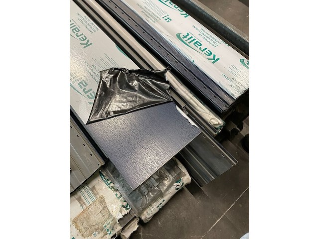 Bak keraliet heering keraliet, stahlblauw - afbeelding 2 van  4