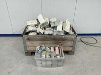 Bak met modules - afbeelding 1 van  2