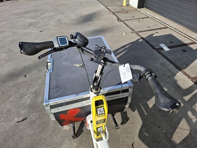 Bakfiets, urban arrow flatbed, wit - afbeelding 2 van  16