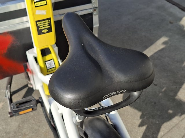 Bakfiets, urban arrow flatbed, wit - afbeelding 6 van  16