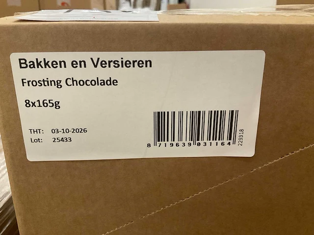 Bakken en versieren frosting chocolade 165g (560x) - afbeelding 3 van  4
