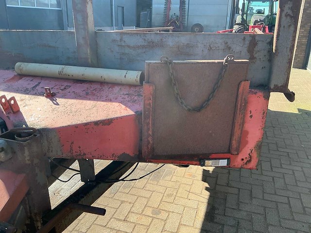 Bakkenwagen voor aan de kraan - afbeelding 3 van  27