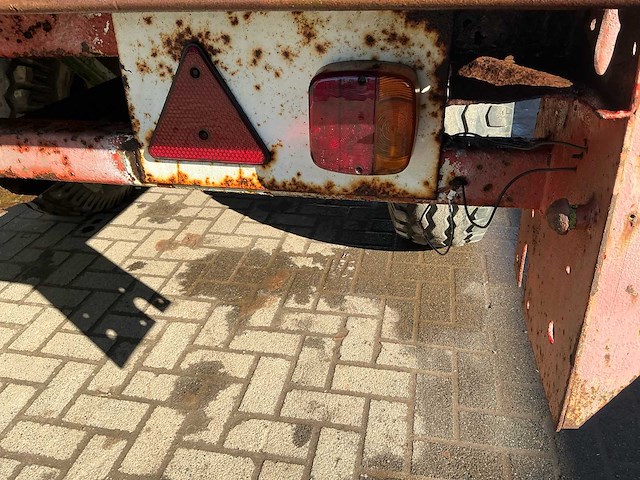Bakkenwagen voor aan de kraan - afbeelding 14 van  27