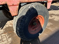 Bakkenwagen voor aan de kraan - afbeelding 17 van  27