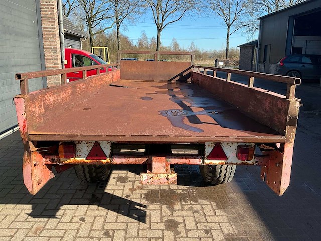 Bakkenwagen voor aan de kraan - afbeelding 22 van  27