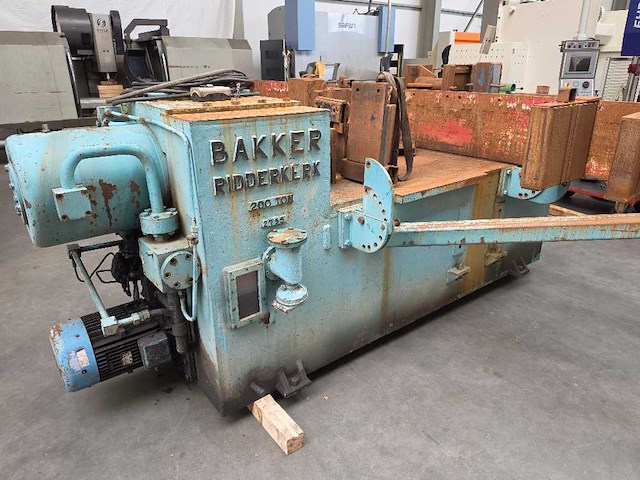 Bakker - 200t - spantenbuiger - afbeelding 2 van  16