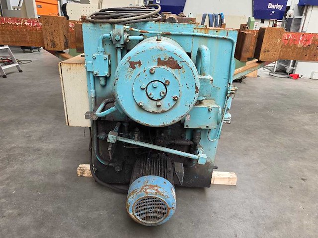 Bakker - 200t - spantenbuiger - afbeelding 8 van  16