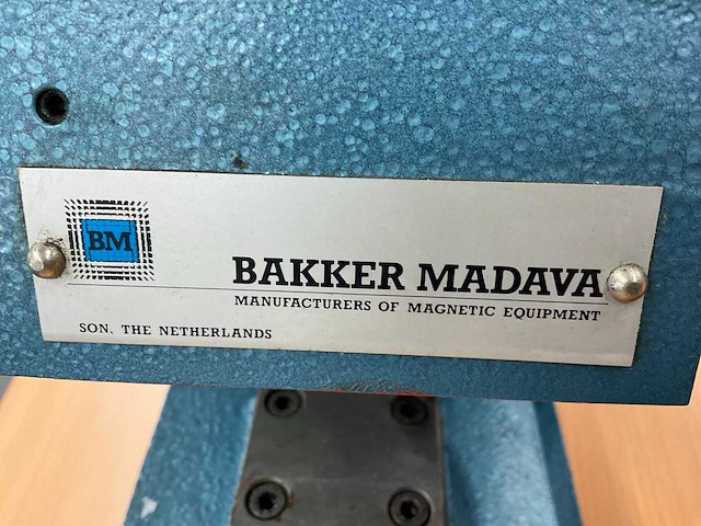 Bakker madava magnetische slijpplaat - afbeelding 5 van  5