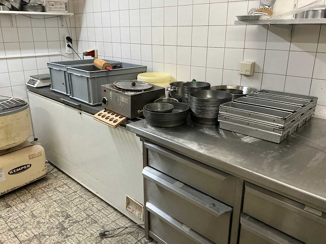 Bakkerij accessoires met vriezer - afbeelding 1 van  8