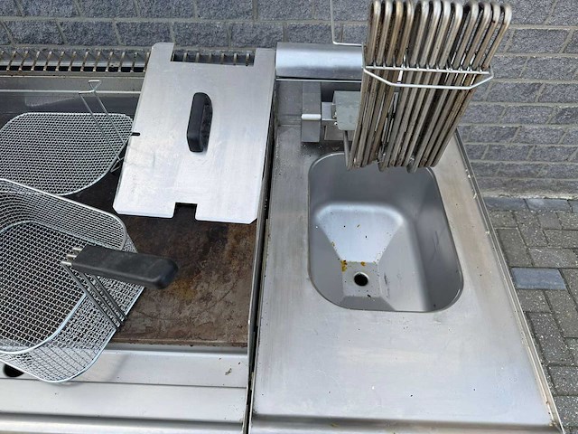 Baklijn - frituur / bakplaat/ fornuis - bak- en grillapparaat - afbeelding 5 van  8