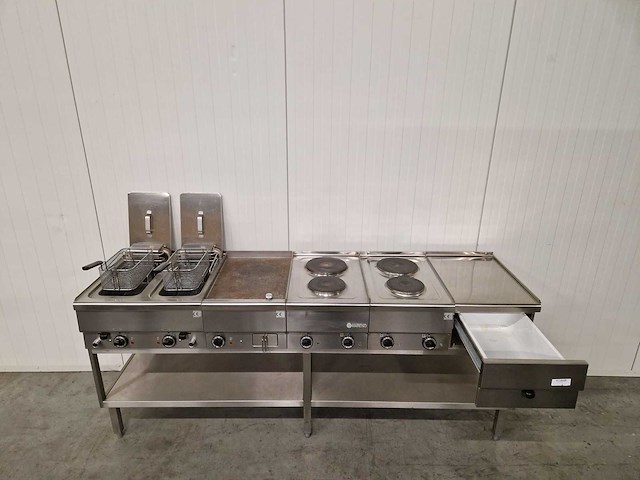 Baklijn - mareno - dubbele friteuse - bakplaat - 4 pits fornuis - 400v - afbeelding 2 van  3