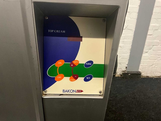 Bakon slagroomklopper - afbeelding 11 van  14