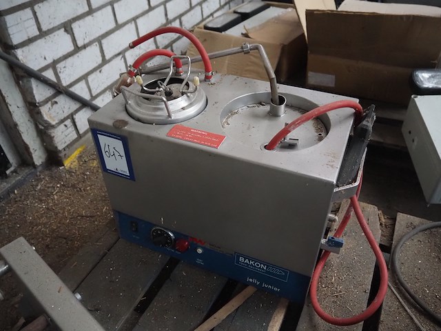 Bakon - afbeelding 1 van  9