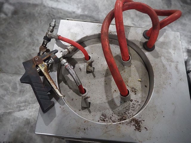 Bakon - afbeelding 5 van  8