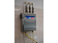 Baktec b3 univers waterkoel en doseerapparaat met bkl ice ims 200 heavy duty chiller - afbeelding 2 van  9