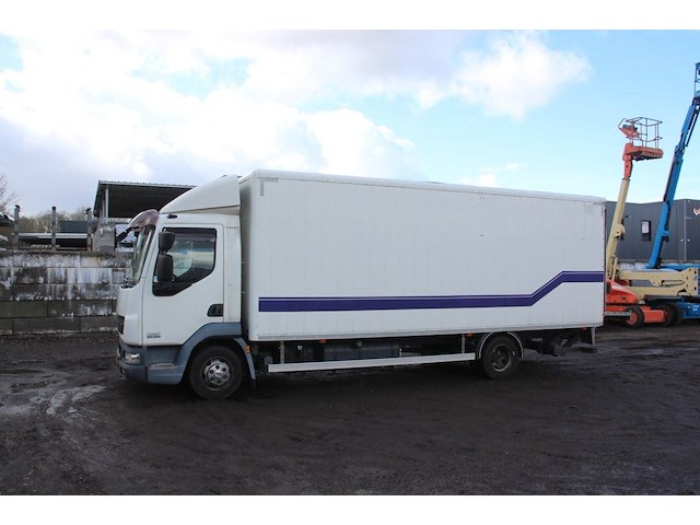 Bakwagen vrachtwagen daf fa lf45g08 diesel 159pk 2009 - afbeelding 1 van  1