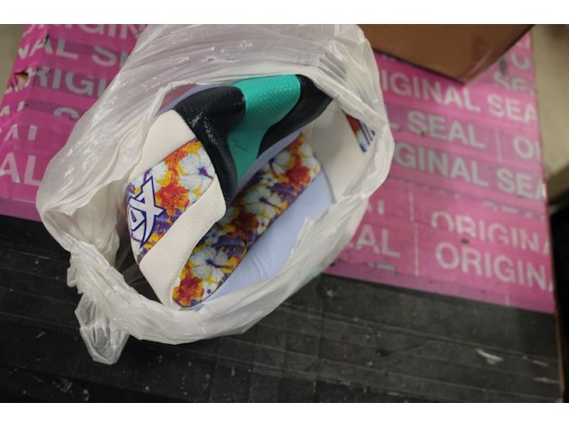 Bal 1x in ds 28 - afbeelding 2 van  3