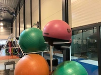 Balansbal op rek (11x) - afbeelding 4 van  4