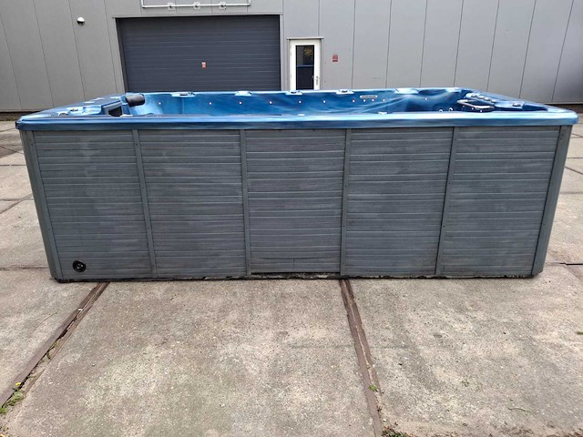 Balboa 10 persoons zwemspa jacuzzi en buitenspa - afbeelding 6 van  19