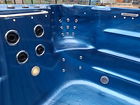 Balboa 10 persoons zwemspa jacuzzi en buitenspa - afbeelding 17 van  19