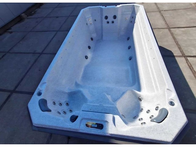 Balboa 10 persoons zwemspa jacuzzi en buitenspa - afbeelding 4 van  23